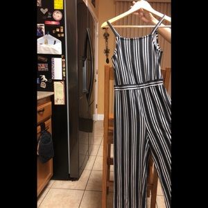 Black and white pantsuit size 12